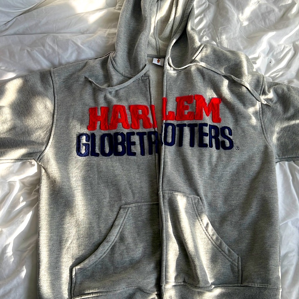 Official Harlem globetrotters brand zip hood L